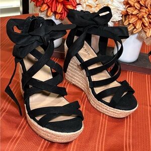 Torrid Black Wedge Sandals with Bow Detail